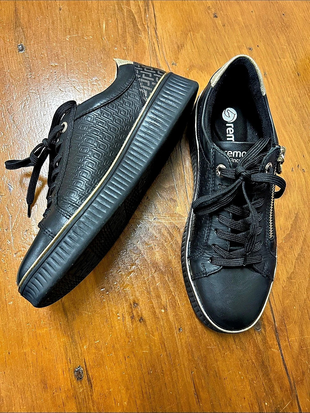 Remonte Talto Zip Sneaker (D2E00-03) ) Black Zip Sneakers